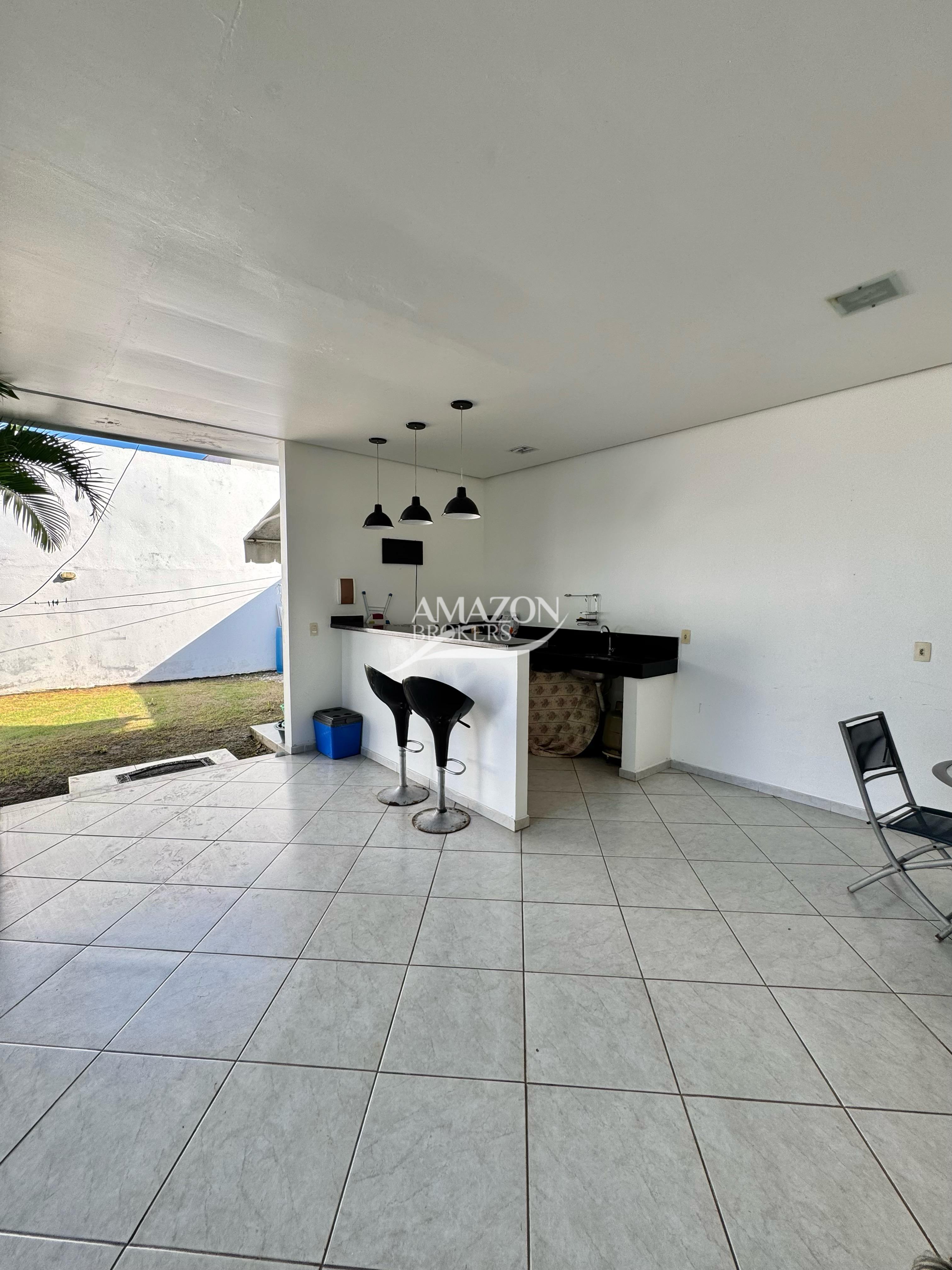 SHIZEN I RESIDENCIAL, PARQUE 10 – CASA DUPLEX 260 m2 – DISPONÍVEL PARA VENDA