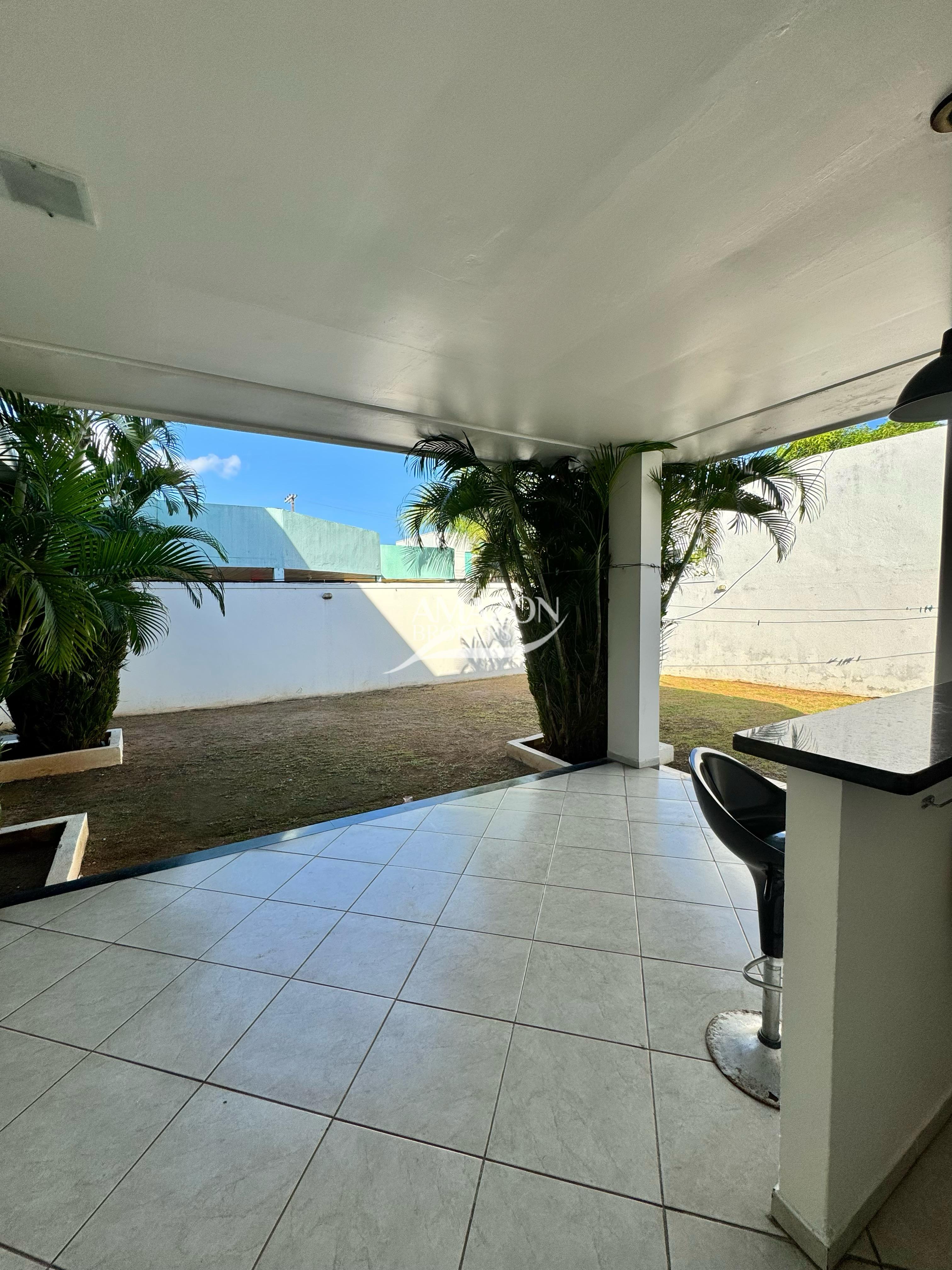 SHIZEN I RESIDENCIAL, PARQUE 10 – CASA DUPLEX 260 m2 – DISPONÍVEL PARA VENDA