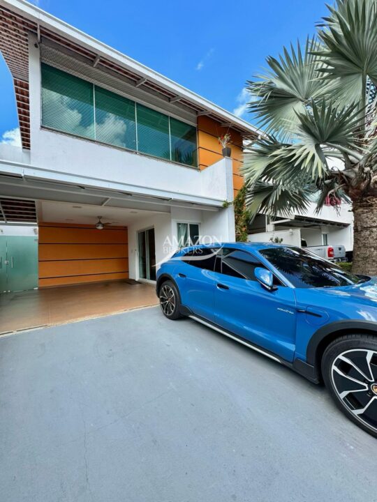 ATLANTIS CONDOMÍNIO, PARQUE 10 – CASA DUPLEX 385m2 – DISPONÍVEL PARA VENDA