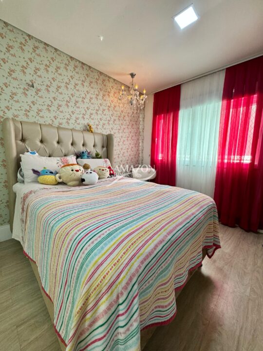 ATLANTIS CONDOMÍNIO, PARQUE 10 – CASA DUPLEX 385m2 – DISPONÍVEL PARA VENDA