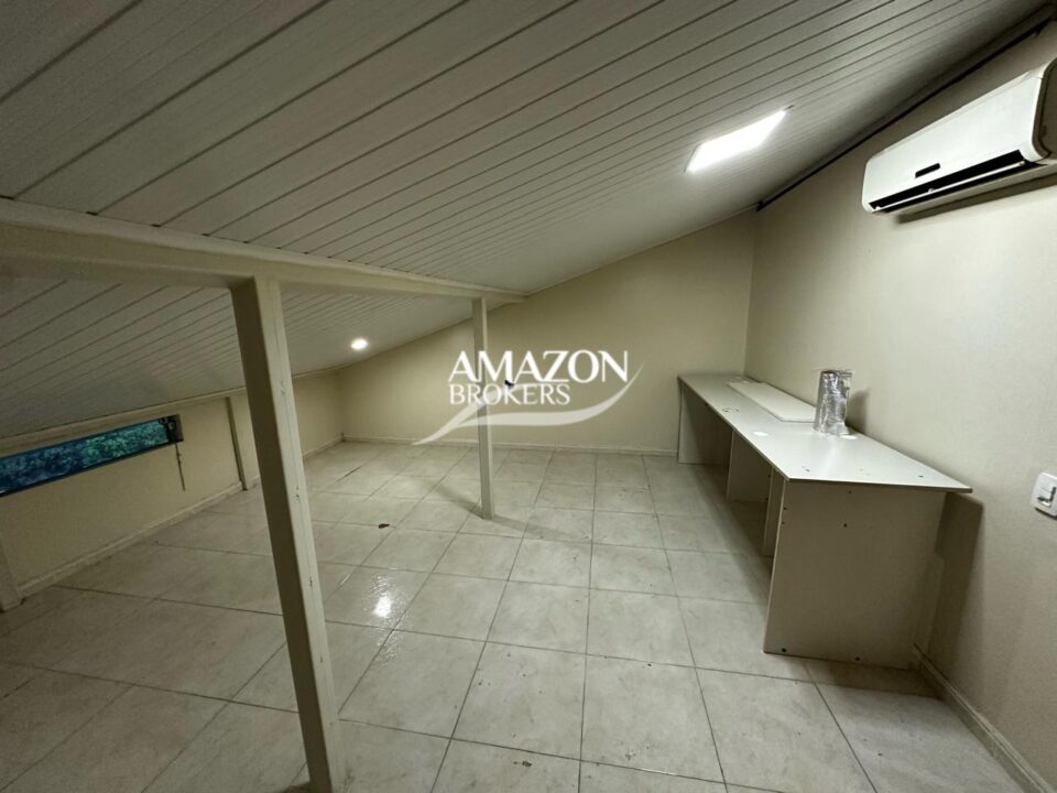 QUINTA DAS LARANJEIRAS CONDOMÍNIO, PARQUE DAS LARANJEIRAS – CASA DUPLEX 250 m2 – DISPONÍVEL PARA VENDA