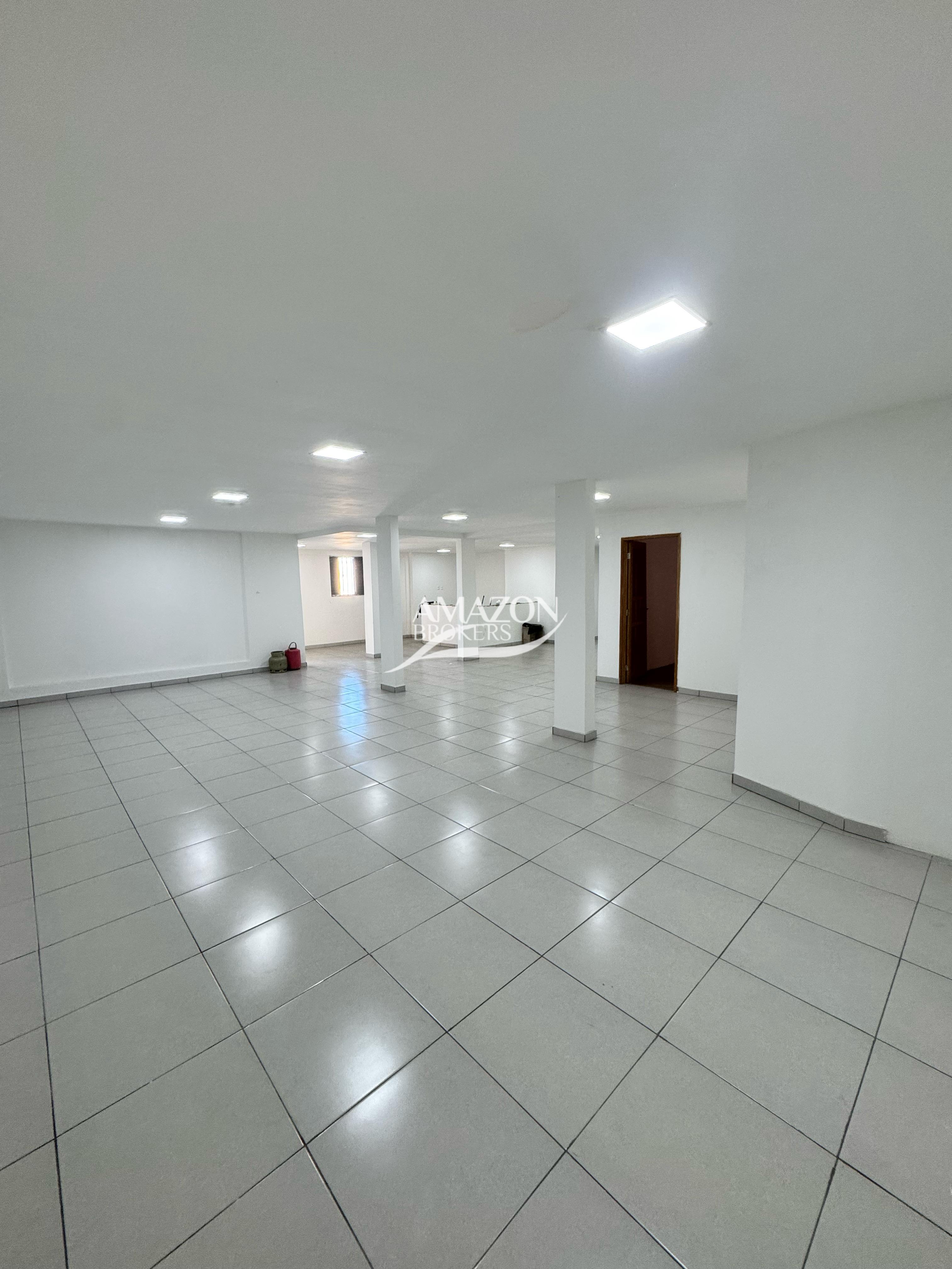NOSSA SENHORA DAS GRAÇAS – PONTO COMERCIAL 700 m2 – DISPONÍVEL PARA VENDA