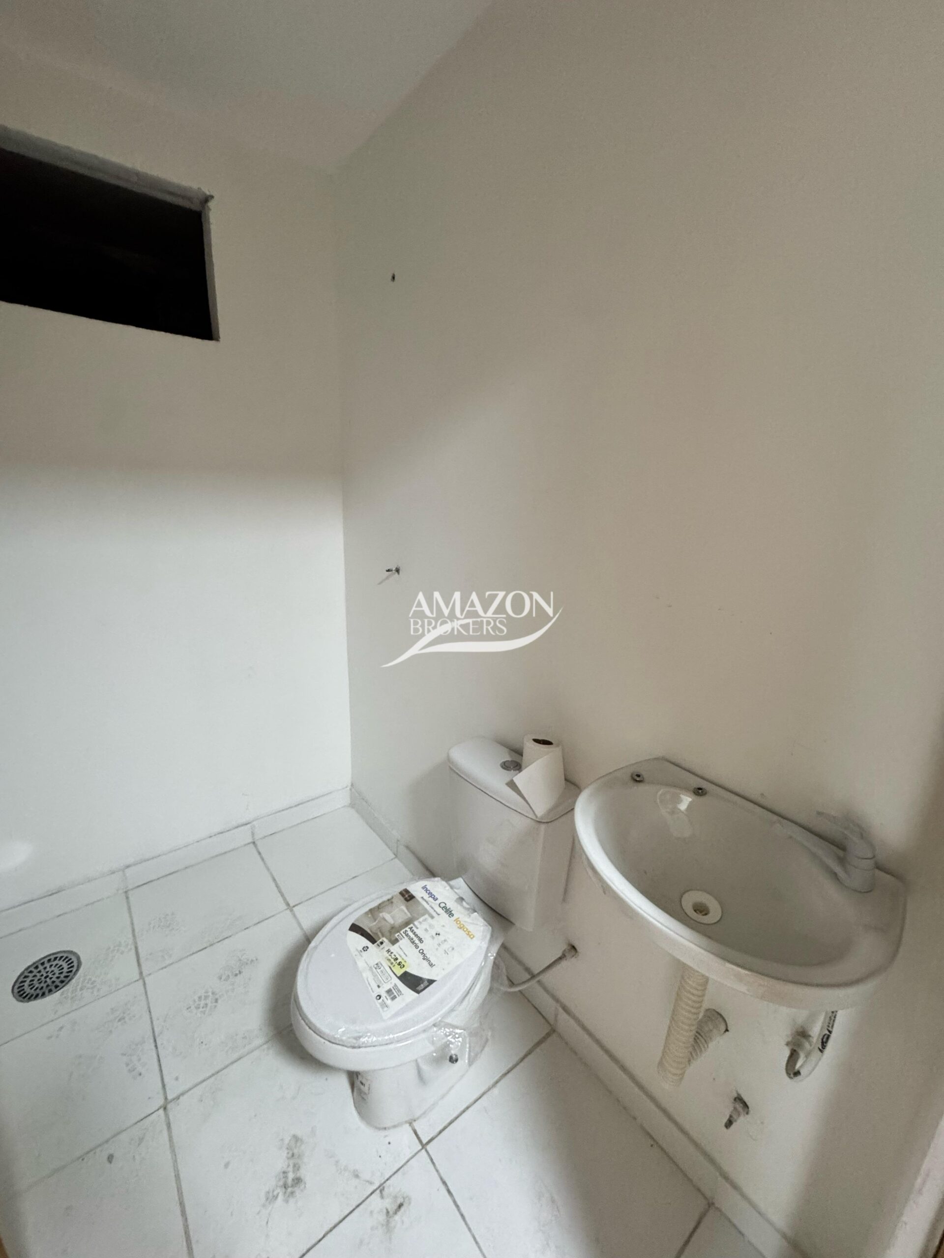 NOSSA SENHORA DAS GRAÇAS – PONTO COMERCIAL 700 m2 – DISPONÍVEL PARA VENDA