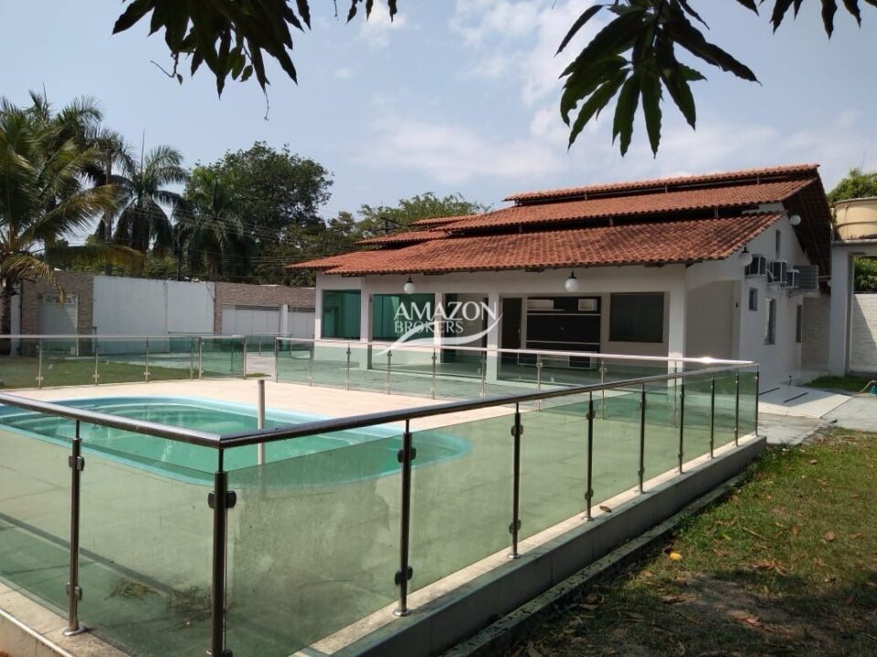 LARANJEIRAS CONDOMÍNIO, FLORES – CASA TÉRREA 350m2 – DISPONÍVEL PARA LOCAÇÃO