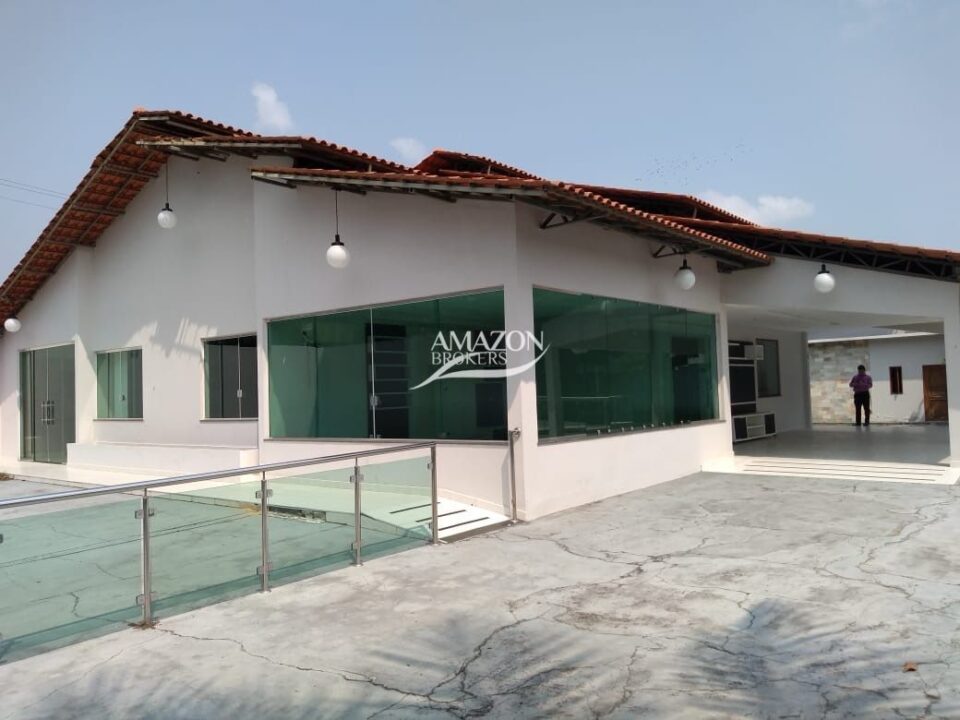 LARANJEIRAS CONDOMÍNIO, FLORES – CASA TÉRREA 350m2 – DISPONÍVEL PARA LOCAÇÃO
