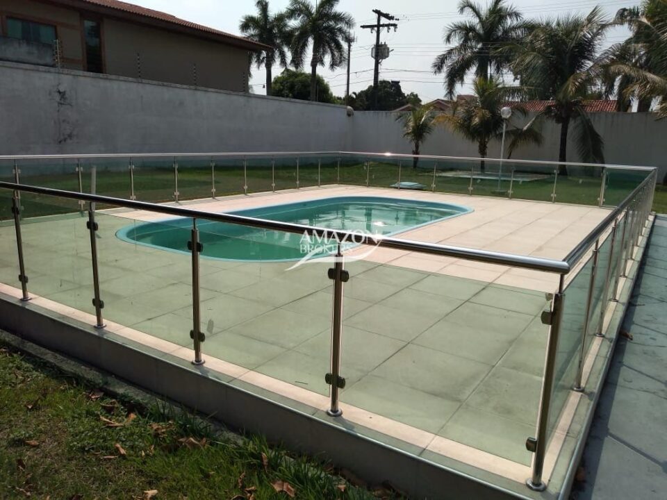 LARANJEIRAS CONDOMÍNIO, FLORES – CASA TÉRREA 350m2 – DISPONÍVEL PARA LOCAÇÃO