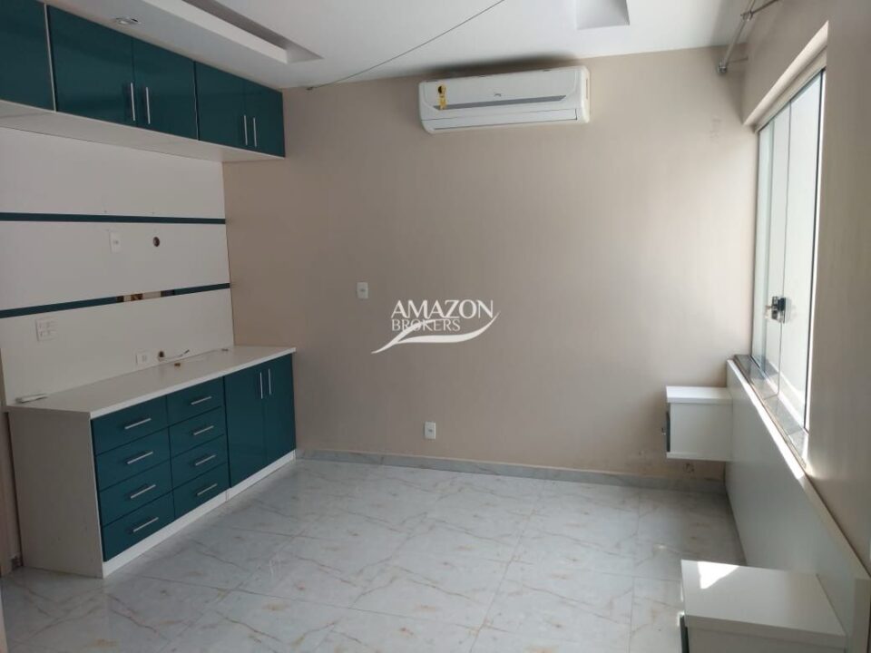 LARANJEIRAS CONDOMÍNIO, FLORES – CASA TÉRREA 350m2 – DISPONÍVEL PARA LOCAÇÃO
