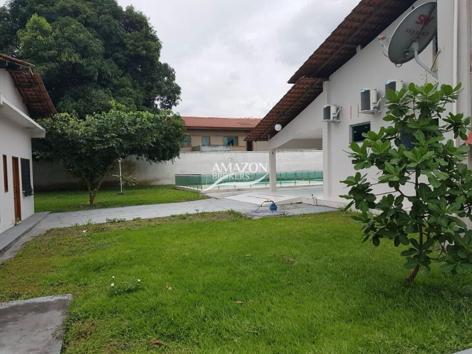 LARANJEIRAS CONDOMÍNIO, FLORES – CASA TÉRREA 350m2 – DISPONÍVEL PARA LOCAÇÃO