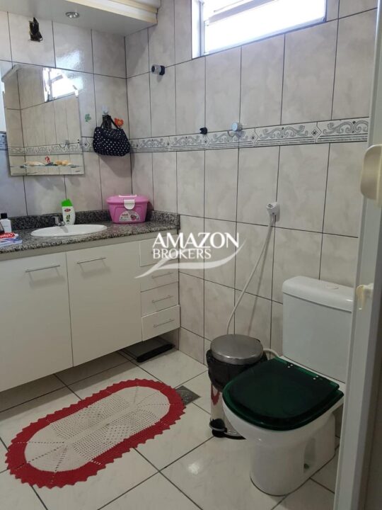 JARDIM SAKURA RESIDENCIAL, PARQUE 10 – CASA DUPLEX 300m2 – DISPONÍVEL PARA LOCAÇÃO