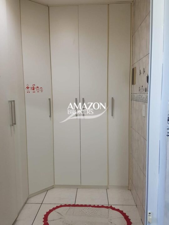 JARDIM SAKURA RESIDENCIAL, PARQUE 10 – CASA DUPLEX 300m2 – DISPONÍVEL PARA LOCAÇÃO
