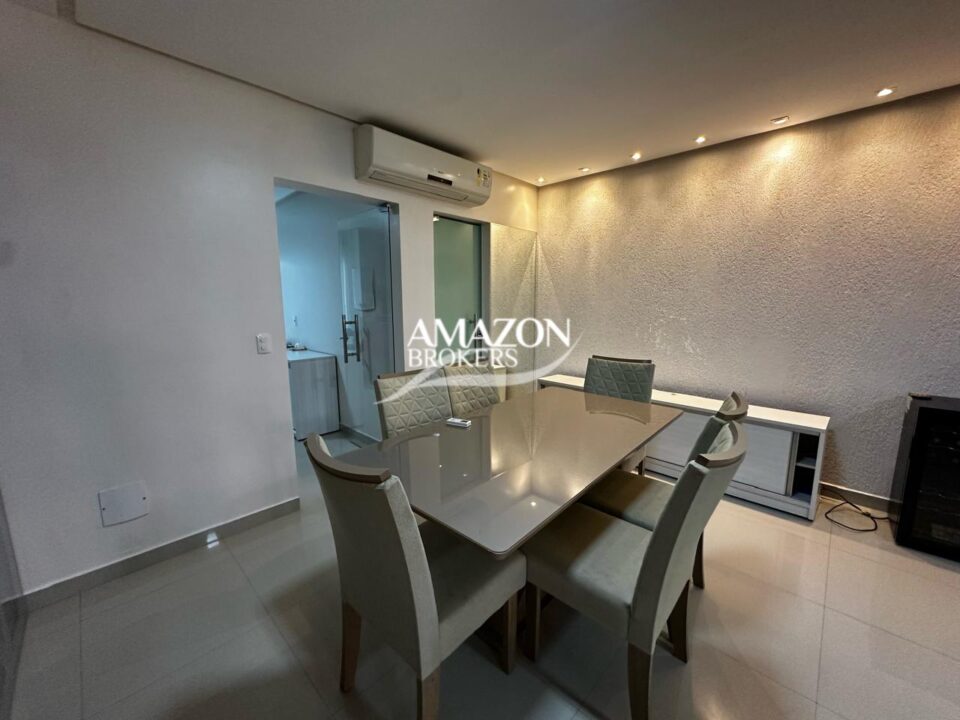 AMSTERDAM VILLAGE CONDOMÍNIO, FLORES – CASA TRIPLEX 250 m2 – DISPONÍVEL PARA VENDA