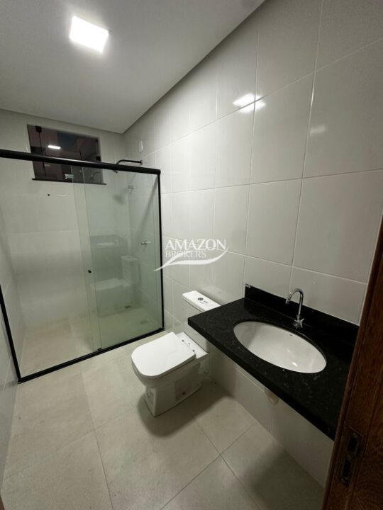 PASSAREDO RESIDENCIAL, PONTA NEGRA – CASA DUPLEX 244,10m2 – DISPONÍVEL PARA VENDA
