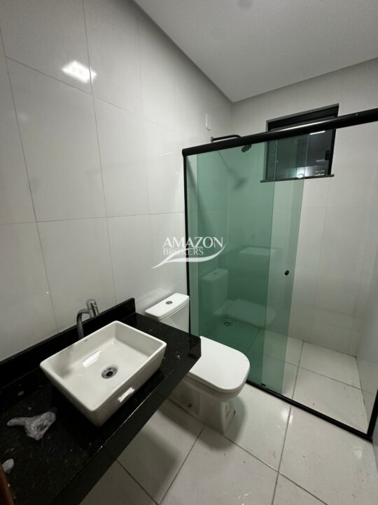 PASSAREDO RESIDENCIAL, PONTA NEGRA – CASA DUPLEX 244,10m2 – DISPONÍVEL PARA VENDA