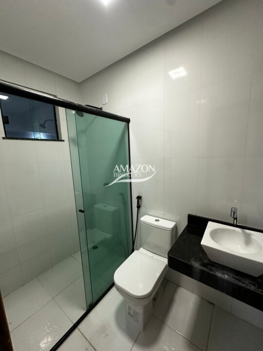 PASSAREDO RESIDENCIAL, PONTA NEGRA – CASA DUPLEX 244,10m2 – DISPONÍVEL PARA VENDA
