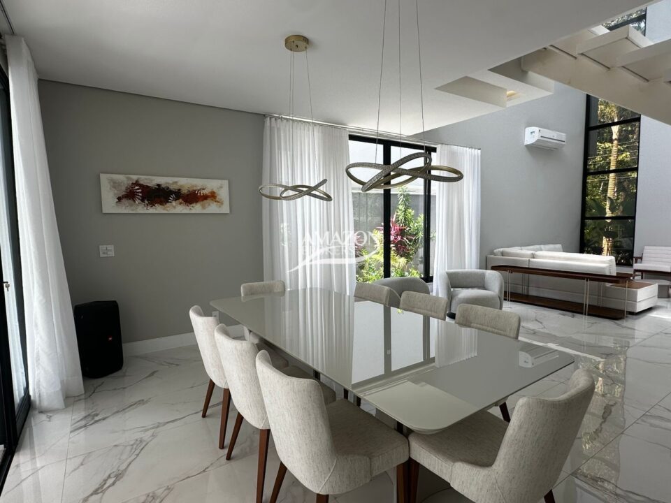 ALPHAVILLE 1 RESIDENCIAL, PONTA NEGRA – CASA DUPLEX 530m2 – DISPONÍVEL PARA VENDA