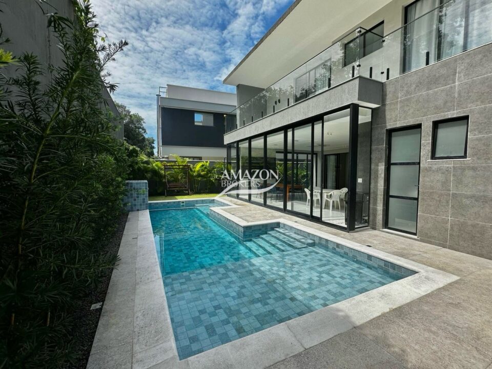 ALPHAVILLE 1 RESIDENCIAL, PONTA NEGRA – CASA DUPLEX 530m2 – DISPONÍVEL PARA VENDA