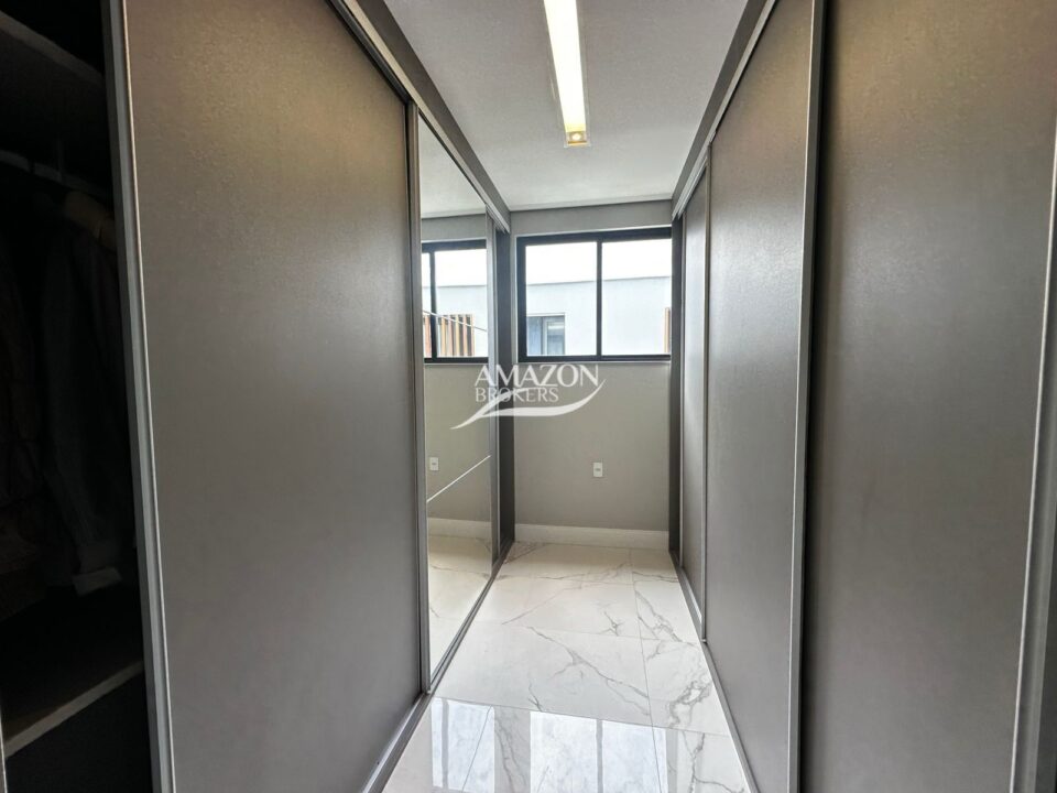 ALPHAVILLE 1 RESIDENCIAL, PONTA NEGRA – CASA DUPLEX 530m2 – DISPONÍVEL PARA VENDA