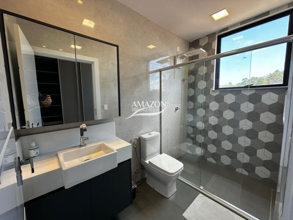 ALPHAVILLE 1 RESIDENCIAL, PONTA NEGRA – CASA DUPLEX 530m2 – DISPONÍVEL PARA VENDA