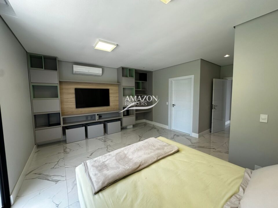 ALPHAVILLE 1 RESIDENCIAL, PONTA NEGRA – CASA DUPLEX 530m2 – DISPONÍVEL PARA VENDA