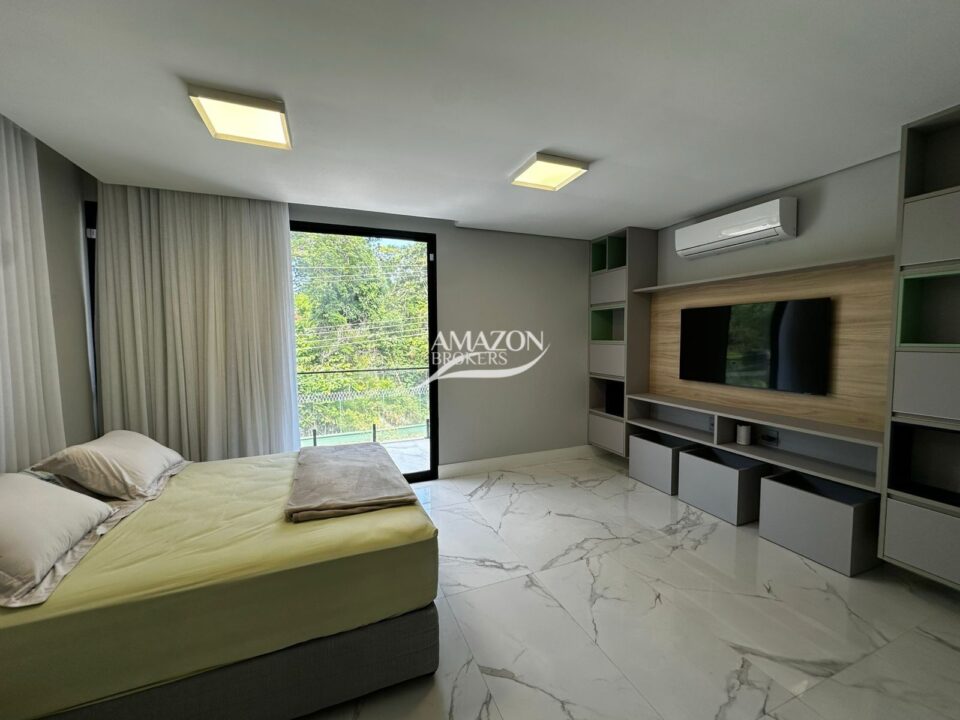 ALPHAVILLE 1 RESIDENCIAL, PONTA NEGRA – CASA DUPLEX 530m2 – DISPONÍVEL PARA VENDA