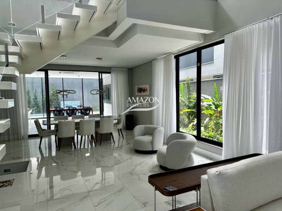 ALPHAVILLE 1 RESIDENCIAL, PONTA NEGRA – CASA DUPLEX 530m2 – DISPONÍVEL PARA VENDA