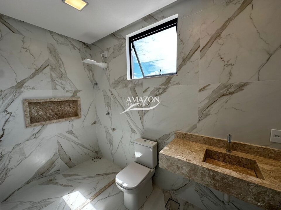 PRAIA DOS PASSARINHOS CONDOMÍNIO, PONTA NEGRA – CASA DUPLEX 376m2 – DISPONÍVEL PARA VENDA