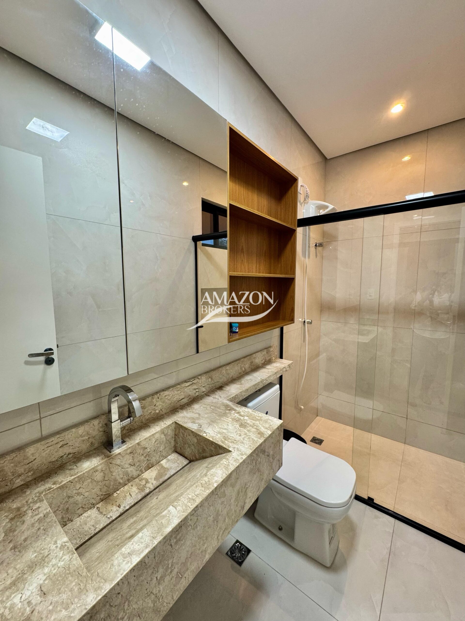 CONDOMÍNIO RESIDENCIAL ALPHAVILLE 4, PONTA NEGRA, DISPONÍVEL PARA VENDA.