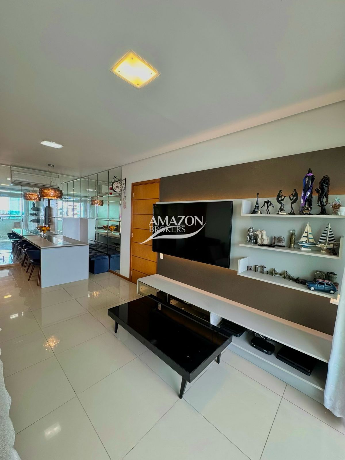 CASTELLO DA VILLA RESIDENCIAL, ADRIANÓPOLIS – APARTAMENTO 147 m2 – DISPONÍVEL PARA VENDA