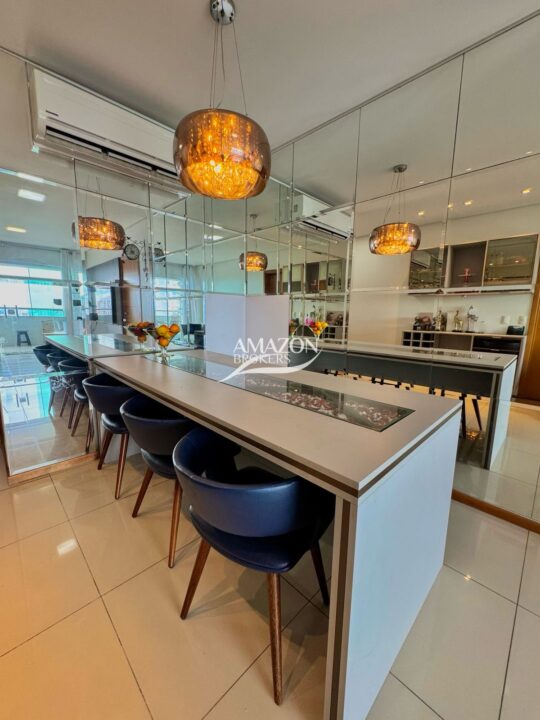 CASTELLO DA VILLA RESIDENCIAL, ADRIANÓPOLIS – APARTAMENTO 147 m2 – DISPONÍVEL PARA VENDA