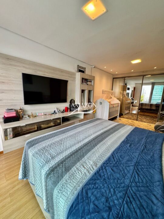 CASTELLO DA VILLA RESIDENCIAL, ADRIANÓPOLIS – APARTAMENTO 147 m2 – DISPONÍVEL PARA VENDA