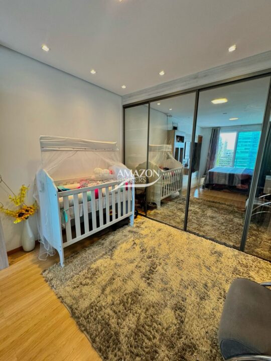 CASTELLO DA VILLA RESIDENCIAL, ADRIANÓPOLIS – APARTAMENTO 147 m2 – DISPONÍVEL PARA VENDA