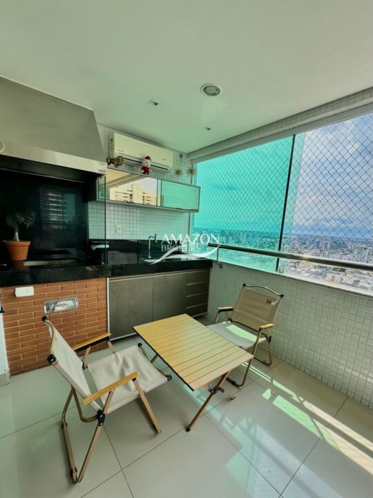 CASTELLO DA VILLA RESIDENCIAL, ADRIANÓPOLIS – APARTAMENTO 147 m2 – DISPONÍVEL PARA VENDA