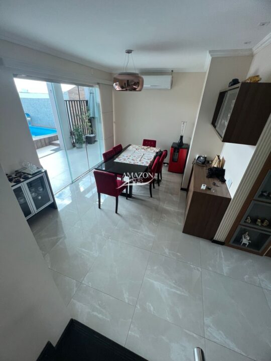 RESIDENCIAL TAPAJÓS, TARUMÃ – CASA DUPLEX 217m2 – DISPONÍVEL PARA VENDA