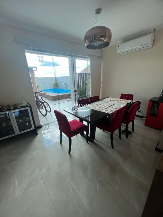 RESIDENCIAL TAPAJÓS, TARUMÃ – CASA DUPLEX 217m2 – DISPONÍVEL PARA VENDA