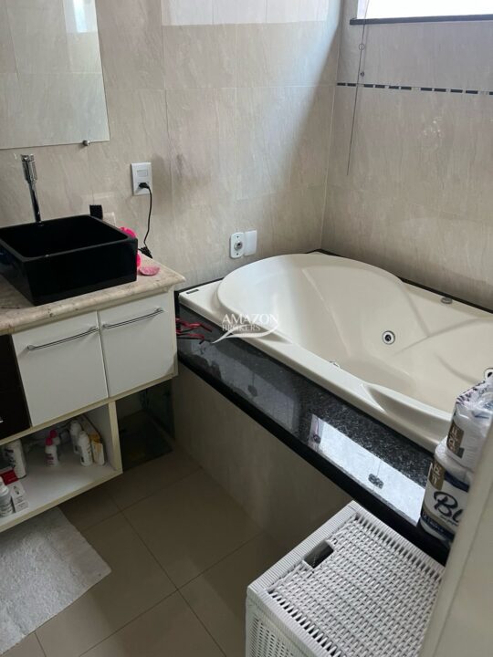 RESIDENCIAL TAPAJÓS, TARUMÃ – CASA DUPLEX 217m2 – DISPONÍVEL PARA VENDA