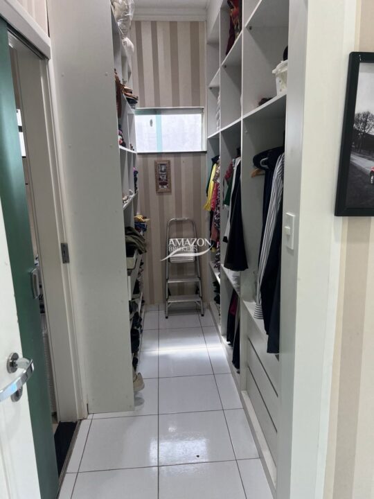 RESIDENCIAL TAPAJÓS, TARUMÃ – CASA DUPLEX 217m2 – DISPONÍVEL PARA VENDA