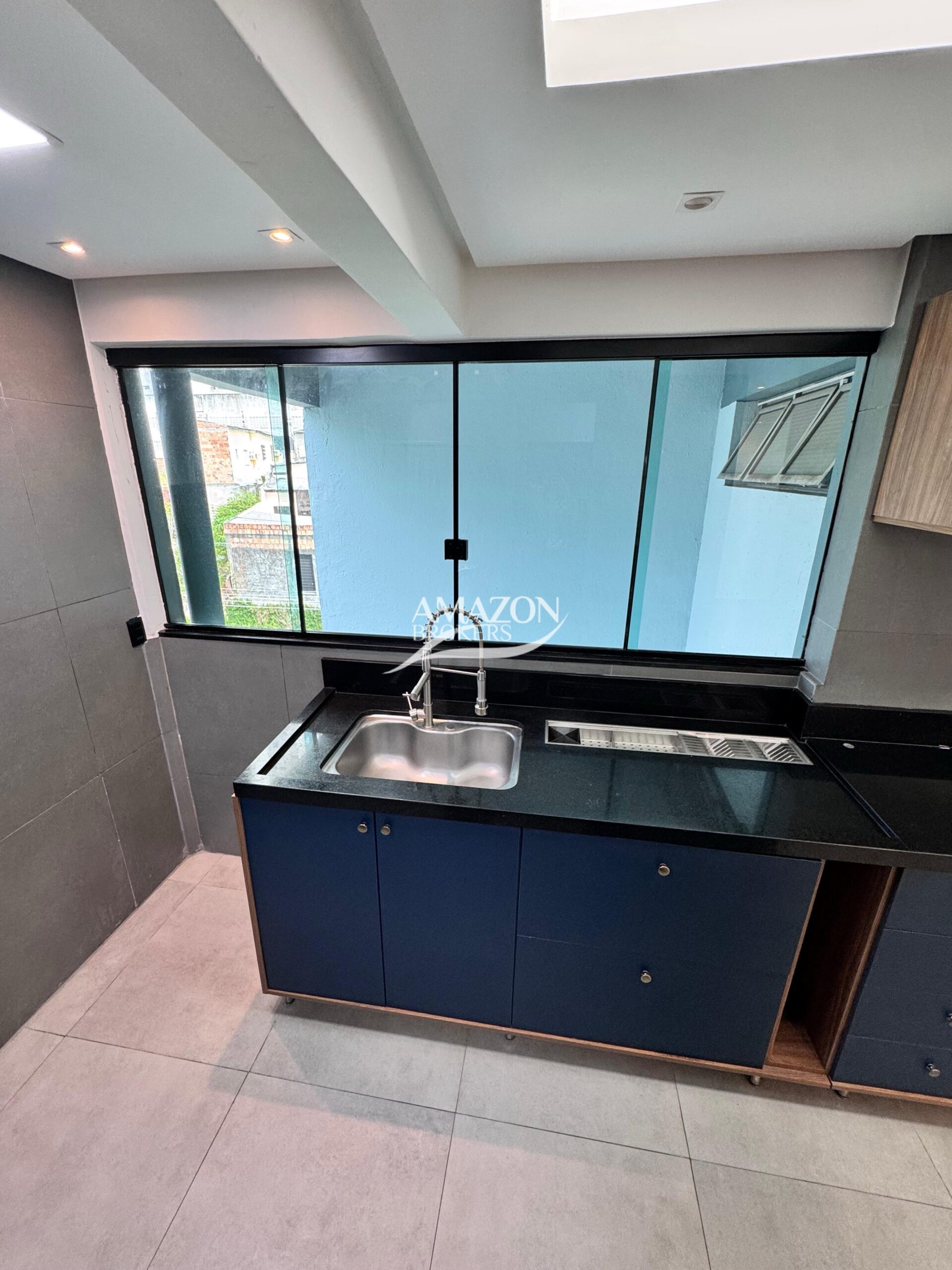 SOL NASCENTE 1 CONDOMÍNIO, ALEIXO – APARTAMENTO 87m2 – DISPONÍVEL PARA LOCAÇÃO