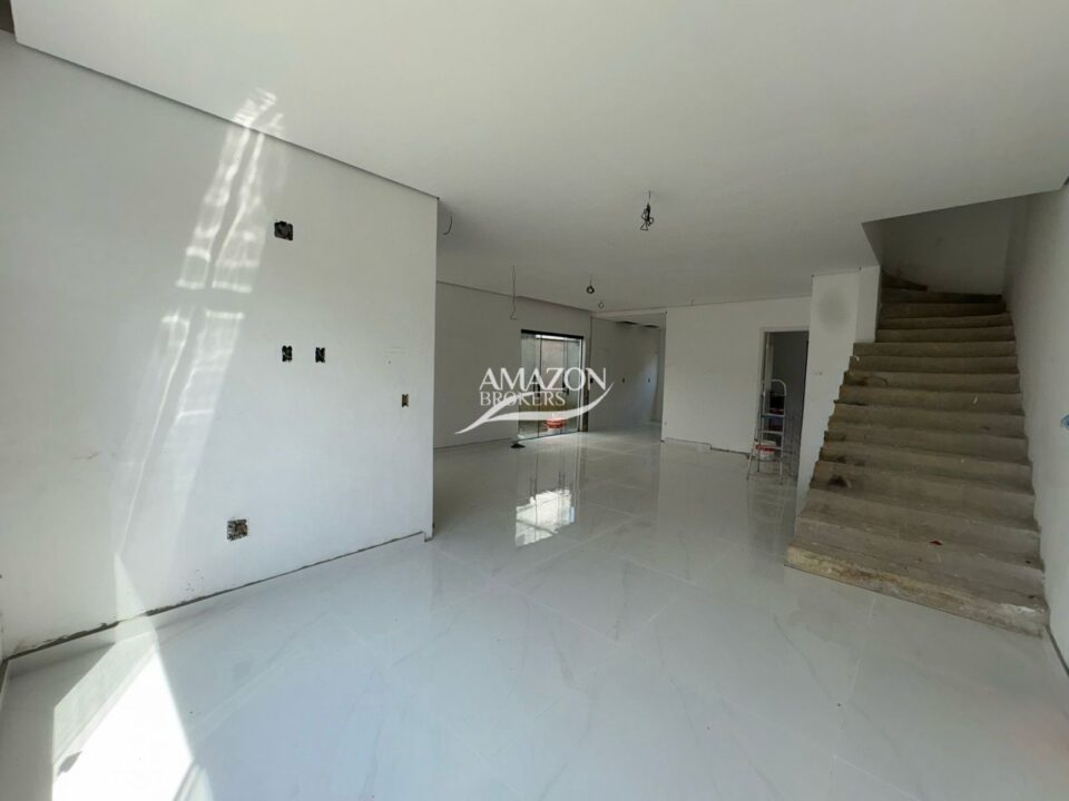 BELLA SONATA CONDOMÍNIO, TARUMÃ – CASA DUPLEX 161,90m2 – DISPONÍVEL PARA VENDA