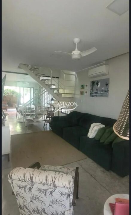 ATLANTIS CONDOMÍNIO, PARQUE 10 – CASA DUPLEX 264,90m2 – DISPONÍVEL PARA VENDA