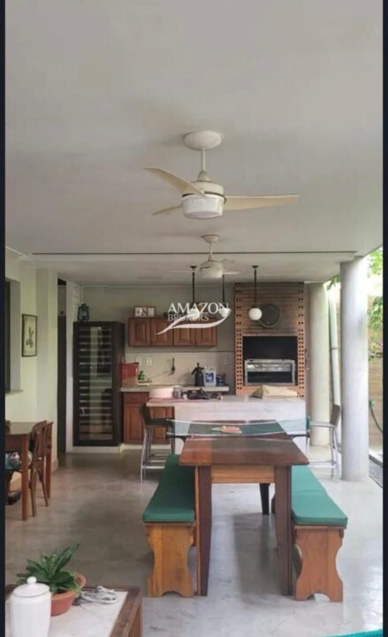 ATLANTIS CONDOMÍNIO, PARQUE 10 – CASA DUPLEX 264,90m2 – DISPONÍVEL PARA VENDA
