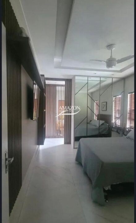 ATLANTIS CONDOMÍNIO, PARQUE 10 – CASA DUPLEX 264,90m2 – DISPONÍVEL PARA VENDA