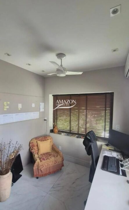 ATLANTIS CONDOMÍNIO, PARQUE 10 – CASA DUPLEX 264,90m2 – DISPONÍVEL PARA VENDA