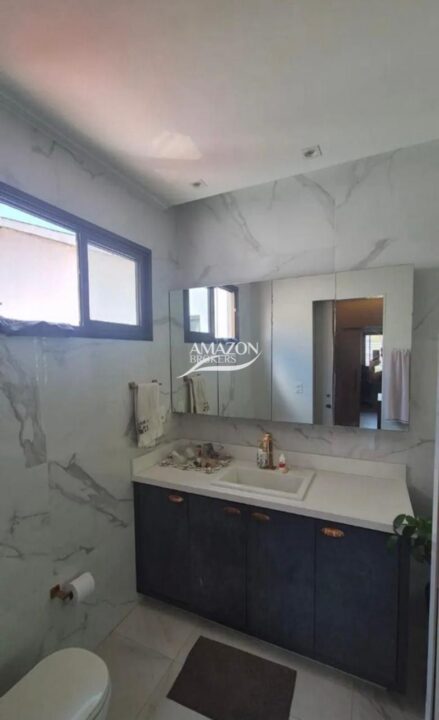ATLANTIS CONDOMÍNIO, PARQUE 10 – CASA DUPLEX 264,90m2 – DISPONÍVEL PARA VENDA