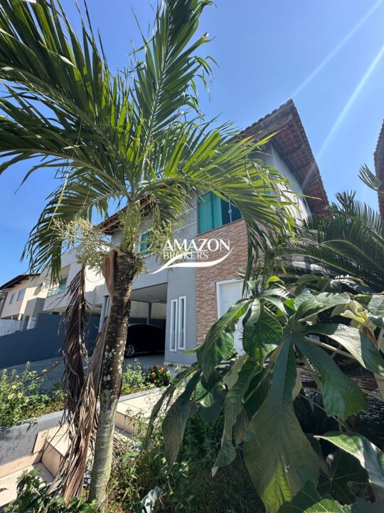 DALVA TOLEDO RESIDENCIAL, FLORES – CASA DUPLEX 250m2 – DISPONÍVEL PARA VENDA
