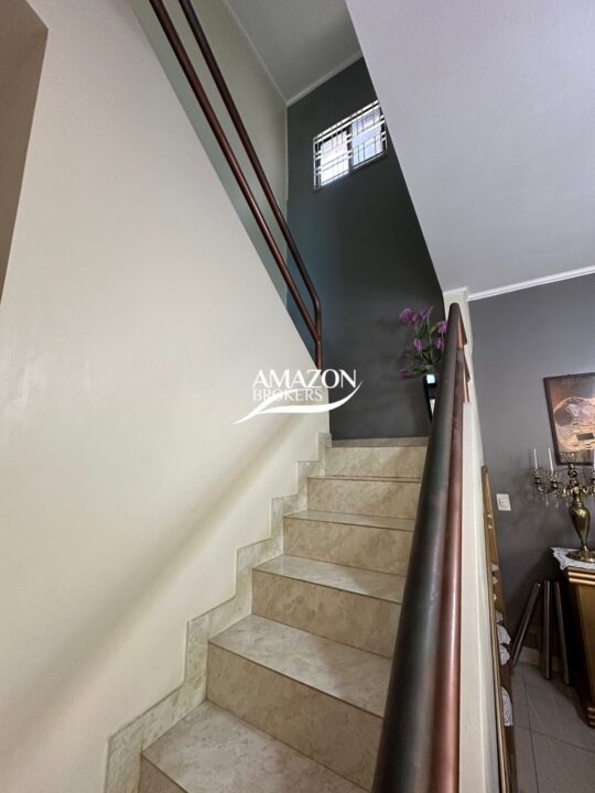 DALVA TOLEDO RESIDENCIAL, FLORES – CASA DUPLEX 250m2 – DISPONÍVEL PARA VENDA