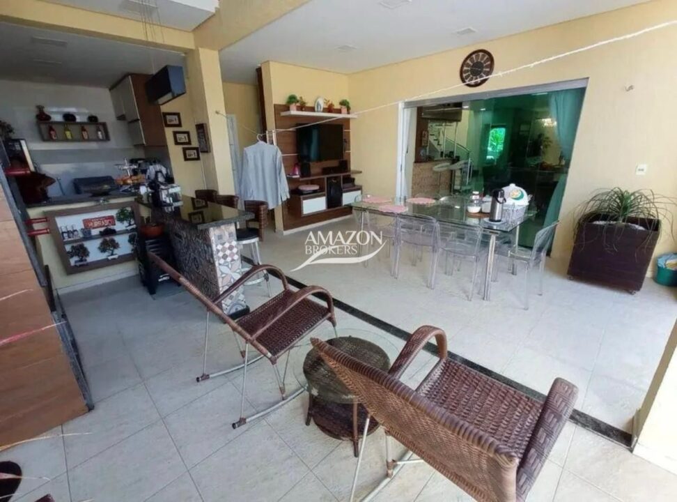 PASSAREDO CONDOMÍNIO, PONTA NEGRA – CASA DUPLEX 350m2 – DISPONÍVEL PARA LOCAÇÃO