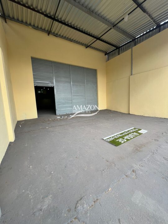 NOVA VITÓRIA – GALPÃO 350m2 – DISPONÍVEL PARA LOCAÇÃO