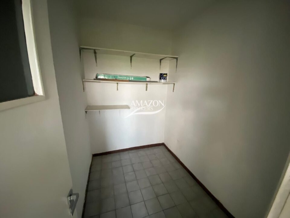 CONDOMÍNIO TROPICAL PRIVÊ, ADRIANÓPOLIS, DISPONÍVEL PARA VENDA.