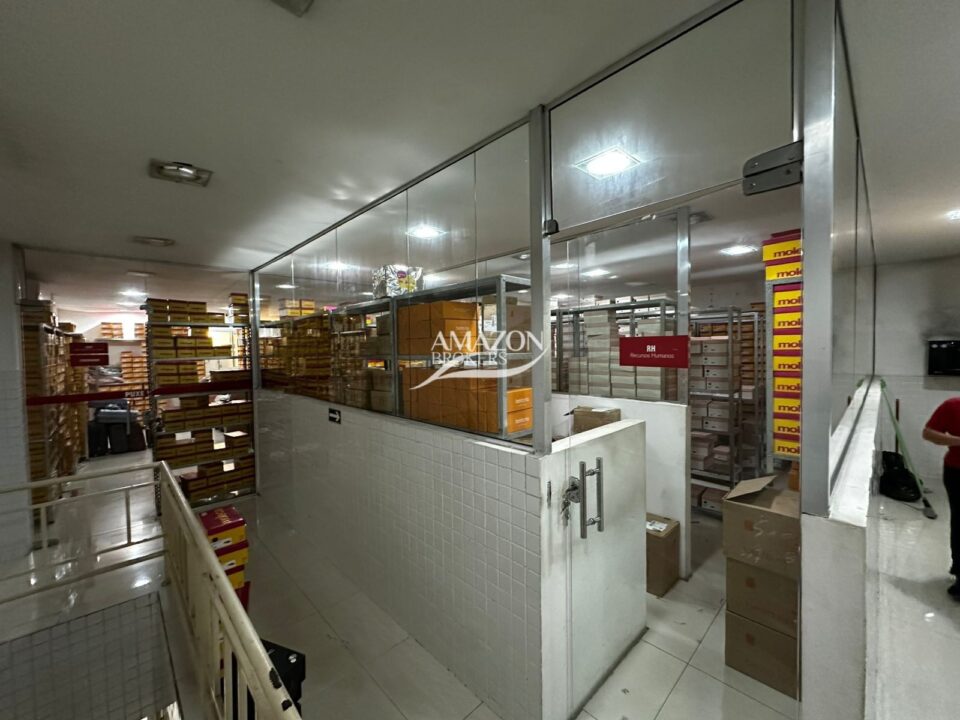 AV. GETÚLIO VARGAS, CENTRO - PONTO COMERCIAL 540m2 - DISPONÍVEL PARA VENDA