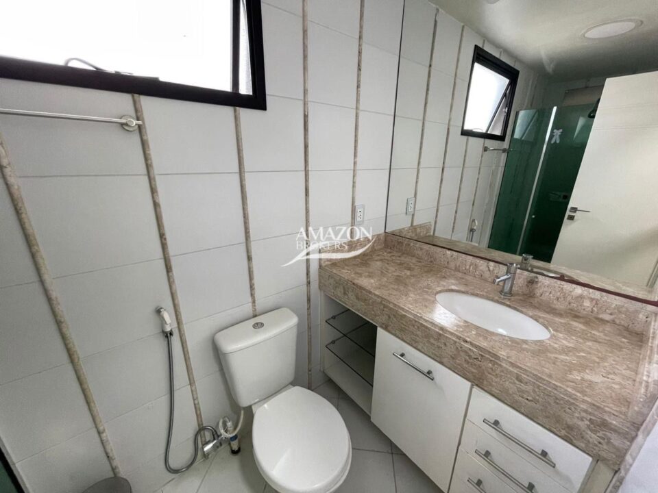 BELLINI CONDOMÍNIO, ADRIANÓPOLIS – APARTAMENTO 180m2 – DISPONÍVEL PARA VENDA